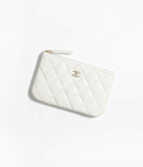 petite trousse chanel|Chanel boutique petite.